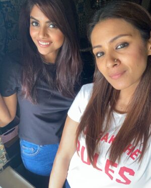 Sayantani Ghosh Instagram - Today is your day my bestie @barkhasengupta 🥰.. enjoy it to the fullest 💃
A very happy birthday to you 🎂🥳
I wish you a year ,a life full of happiness ,good health ,prosperity and immense joy 😇
May god bless you with everything your heart desires, may all your problems go away soon and may you keep smiling always 😃
I miss being beside you today ,you know how excited I am about bdays .. but I’m sure you this too that I’m always beside you in person n in spirit no matter what .. we are bonded for life ♾️
I love you now n always 🤗❤️
.
#happybirthday #bestie #love