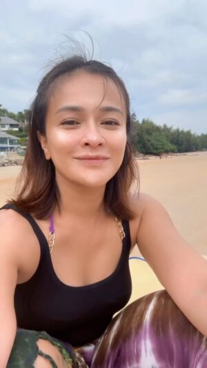 Sazzy Falak Instagram - Back at our happy place #sazzytravels