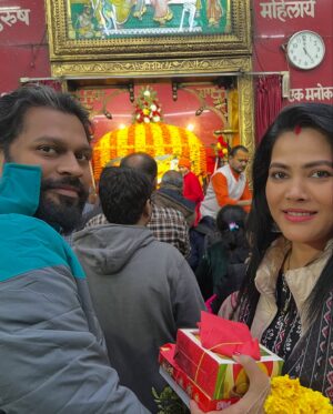 Seema Singh Instagram - जय श्री राम 🙏😇
महावीर मंदिर पटना 📍
.
.
.
.
.
.
#jaishreeram #saturday #patna #photooftheday #trending  #jaibajrangbali #jaihanuman #blessed