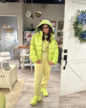 Selenis Leyva Instagram - George is going full detective mode! 🔍  don’t miss the new episode of #LopezVsLopez TONIGHT 8:30/7:30c on NBC and streaming next day on @peacock.