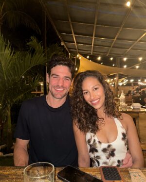 Serena Pitt Instagram - IM NOT LEAVING