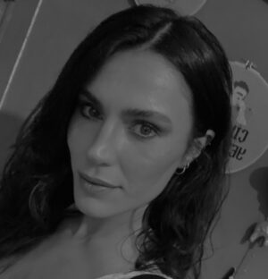 Serenay Aktaş Instagram - 🌚🧜🏼‍♀️