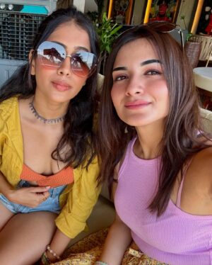 Shagun Sharma Instagram - In love 💜 Thankyou for hosting 💜
What a beautiful place with Scenic sea view 💜🥰
@abhisheksharma7065 
@umangtewari_ 
@buzzbetter.india 
Location : @slique.beachclub