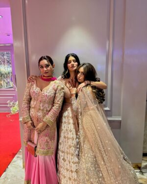 Shahneel Gill Instagram - An unforgettable night, miss u already @sakshi.pant