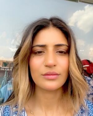 Shahneel Gill Instagram - What a wholesum day💙
