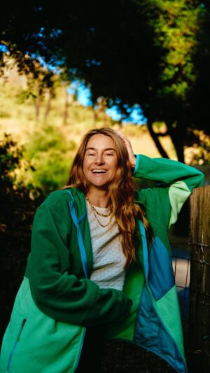 Shailene Woodley Instagram - @shailenewoodley shares the story behind her favorite piece of gear—her backpack from @ethnotekbags.

We’re honored to have Woodley on our November/December 2024 Outsiders of the Year cover. Tap the link in our bio to read the feature story on Woodley.

Words @highhip
Videographer @goldentrashbagg
Photographer @​​cahlinetompkins
Stylist @kriskriskris
Producer @kyrajkennedy

#shailenewoodley #woodley #getoutside #outsidemagazine #outsidersoftheyear