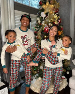 Shamari DeVoe Instagram - Merry Christmas from the DeVoes! #DeVoeTeD