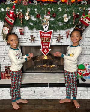 Shamari DeVoe Instagram - Merry Christmas from the DeVoes! #DeVoeTeD