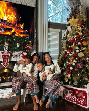 Shamari DeVoe Instagram - Merry Christmas from the DeVoes! #DeVoeTeD