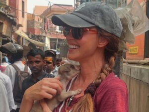 Shannon Elizabeth Instagram - Recently had the honor of returning to #India. This trip was to help pay tribute to an absolutely incredible human who unfortunately left us way too soon & spread her ashes in the #Ganges in #Varanasi. 

I want to share a few highlights of this leg of the trip. More to come, but this one is dedicated to Caroline Kane. 

You were always an angel in Earth, and now the angels are rejoicing to have you back, soaring above the clouds with them. We all love & miss you Caroline-but we felt you there with us every step of the way. Thank you for watching over us all & the beautiful gift of getting to come together to celebrate YOU! We were told not to cry (though, as you know, I failed at that), but we instead did everything we could to celebrate your life & legacy. Thank you for all of the love & laughs. We will see you soon. 🪽

Thank you @guleriakothi for hosting a group of us. Thank you, Aditya! And thank you to Caroline's sister Whitney for all she put into this trip to make it everything Caroline wanted it to be. 🙏🏼💜