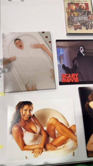 Shannon Elizabeth Instagram - Hey Lexington! We're in the final hours of Scarefest if you wanna come by. It's been such a fun weekend-thank you soooooo much!! You can find me between my co-stars Matthew Lillard & Dave Sheridan. #scarefest #lexington