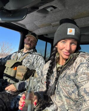 Shannon Woolsey Instagram - weekend dump with great friends 

@sitkagear we <3 you