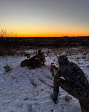 Shannon Woolsey Instagram - weekend dump with great friends 

@sitkagear we <3 you