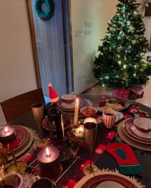 Sharmiela Mandre Instagram - Still processing how special this Christmas was with my family ❤️ So so grateful . Merry Christmas to my insta fam … A sneak peak into mine 🌲