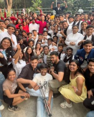 Sheena Chohan Instagram - 21 colleges from across India brought 21 powerful plays addressing the most urgent social issues of our time: girl child rights, women empowerment, respect and equality, marital rape, sex education, scams, cyber crime, religious fake campaigns, peace over war, good deeds vs. bad deeds, racial discrimination, injustice towards women, women safety in cinema and art, depression and mental health, organ donation, and freedom of expression. These plays also tackled feudalism, the caste system, and feminism, showcasing the youth’s passion for voicing the change we need.

📸🎥: @rajib.sarkar.creatives 

#sheenachohan #humanrights #moodindigo2024