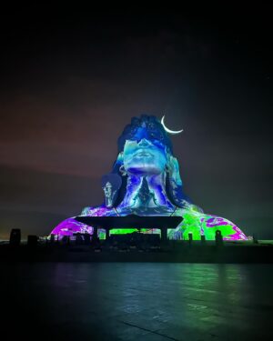 Shefali Bagga Instagram - Bolo Om Namah Shivaya🙏 
Shiva – the First Yogi, who brought about the first spiritual revolution on the planet.
Adiyogi-The Source of Yoga
Adiyogi is here to liberate you from disease, discomfort, and poverty – above all, from the very process of life and death.-Sadhguru
I was awestruck after looking at this magnificent Adiyogi Shiva statue here at Adiyogi , Coimbatore . Got goosebumps while watching The Adiyogi Divyadarshanam here.. can’t explain the experience in words .. It was surreal. 
#shiva #adiyogi #sadhguru #ishafoundation #coimbatore #tamilnadu #omnamahshivaya #shiv