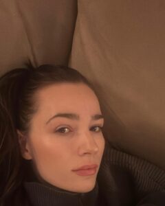 Actress Shelby Flannery HD Photos and Wallpapers December 2024