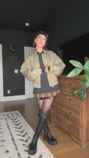 Shenae Grimes-Beech Instagram - POV: Team Kendrick 🤫 

What I’m Wearing:

@wearetwohalves tee   beanie
@andotherstories bomber
@sheertex tights
@parade bra
Very old boots & flannel
Not pictured, the lint roller I desperately need because I wear this beanie every day 😂