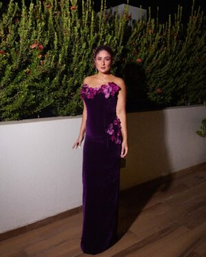 Shereen Sikka Instagram - 2 days @redseafilm with @kareenakapoorkhan 

Day 1- Orchid Dreams for the opening gala. 

In @oscardelarenta
Earrings @gkchudiwalas
Ring @vrkjewels 
Shoes @jimmychoo
Make up @savleenmanchanda 

Day 2- Daylight Magic for press. 

Wearing @kristinafidelskaya 
Shoes @louboutinworld 
Make up @manola_spaziani_mua 

Styled by @rheakapoor with @sanyakapoor & @shereenlovebug
Hair @mikedesir 
Photos @amaker7 @thehouseofpixels 
Style team @sananver @stylebyvanshika @shareendeosthale
Management for Kareena @nainas89 @poonamdamania @versis_entertainment