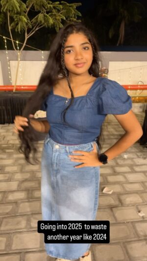 Sherin Thara Instagram - Happy new year 2025❤️
.
.
.
#babysherin #mayu #baakyalakshmi #vijaytelevision #newyear #newyear2025 #trendingreels #trending #explorepage #explore #viral #fun #entertainment
