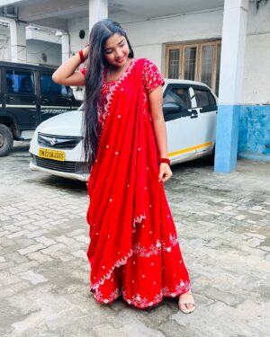 Sherin Thara Instagram - Wish you Happy new year 2025 to everyone❤️‍🩹❤️2025 ✨✨✨
.
Wearing @shyamili_boutique 
.
.
#babysherin #mayu #baakyalakshmi #vijaytelevision #instagram #instadaily #instagood #newyear #influencer #explore #trending #viral #instapost #picoftheday #photogrpahy #outfit #outfitoftheday #photooftheday