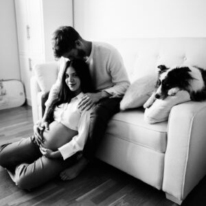 Sheryl Rubio Instagram - Nuestras primeras fotos en familia 🥹💗🫧 thank you Henry for capturing such a beautiful moment for our family! 📸@sonofawillowtree