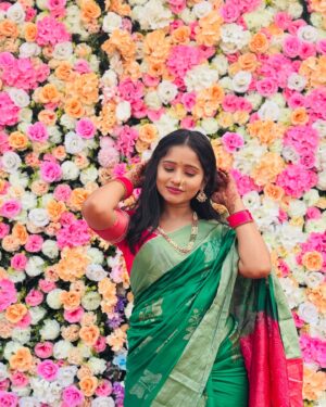 Shilpa Thakre Instagram - Wedding vibes ❣️✨

Styled by : @stylewithshivu 
makeup by : @shamligotmare 

#shilpathakre #expressionqueen #bhaikishadi #wedding #weddingvibes