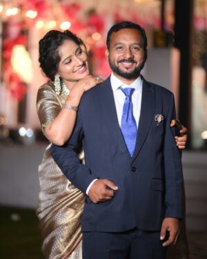 Shilpa Thakre Instagram - Family ✨❣️
.
.
.
@mr.anil_thakare @thakreleena9158 @miss.righthearted @nagorao.thakre.397 @swaransh_thakrepatil @gaamepratiksha ✨❣️
.
.
#shilpathakre #expression #expressionqueen #wedding #weddingdairies #bhaikishadi #brother #sister
