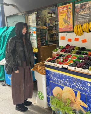 Shin Min-a Instagram - Paris 🇫🇷🤎