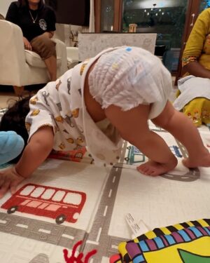 Shirin Sewani Instagram - 6 months already 🥹✨🧿❤️ 🌏

#baby #world #newmom #happiness #love