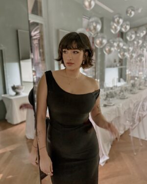 Shirine Boutella Instagram - Et bonnes fêtes ✨🤍
@camilleaumontcarnel ♥️
@houston_agentimage ♥️

@lancelparis @universpresse