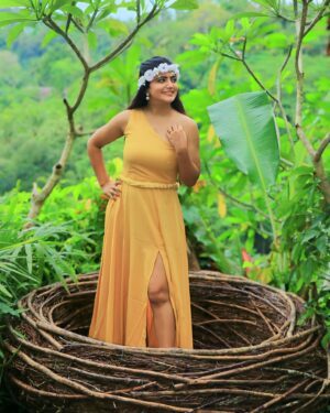 Shiva Jyothi Instagram - Swinging into paradise at Bali Swing!”🤩
#baliday2 
#baliswing #baliswingubud
#baliswings #realbaliswing #swingbali #baliadventure #balitravel #balilife #baliview #explorebali #couplegoals #travelcouple #coupletravel #adventurecouple
#romanticgetaway #lovetravel
#coupleadventure #togetherweexplore #couplegoals #relationshipgoals #jyothakka #shivajyothi