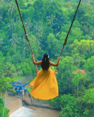 Shiva Jyothi Instagram - Swinging into paradise at Bali Swing!”🤩
#baliday2 
#baliswing #baliswingubud
#baliswings #realbaliswing #swingbali #baliadventure #balitravel #balilife #baliview #explorebali #couplegoals #travelcouple #coupletravel #adventurecouple
#romanticgetaway #lovetravel
#coupleadventure #togetherweexplore #couplegoals #relationshipgoals #jyothakka #shivajyothi