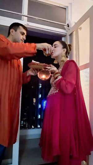 Shraddha Arya Instagram - #Karwachauth2024 #Blessed #Grateful ❤️