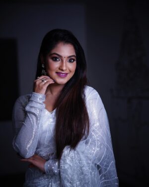 Shravnitha Srikanth Instagram - Look for @zeetelugu awards❤️

#jabillikosamaakashamalle 

Outfit @chittu_fashion 

#saree #sareelove #love #selflove #potrait #potraits