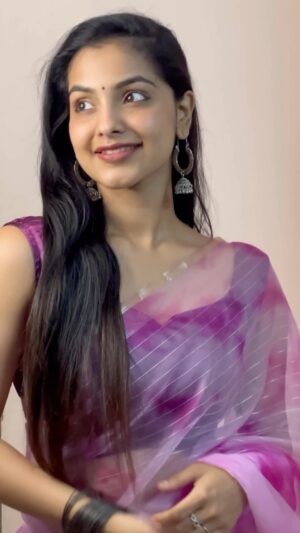 Shravnitha Srikanth Instagram - Another transition reel❤️

Beautiful saree from @nandhu_botique_kn 

#collab #collabedit #pink #pinksaree #saree #sareelove #sareelover #beauty