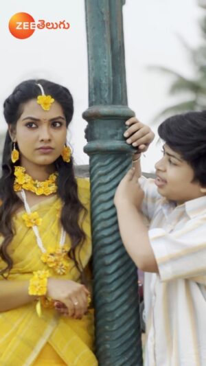 Shravnitha Srikanth Instagram - Kopam lo kuda Jabilli andham ye matram taggaledu kada❤️❤️

#JabilliKosamAakashamalle #TrendingReelsOnZee #ZeeOnTheGoReels #ZeeTelugu 

[ Trending, Cute, Lovely ]

@_shrava_22 @advaithkona