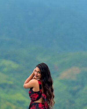 Shravnitha Srikanth Instagram - I am ENOUGH. 

@touronholidays 

#post #picture #pictureoftheday #shoot