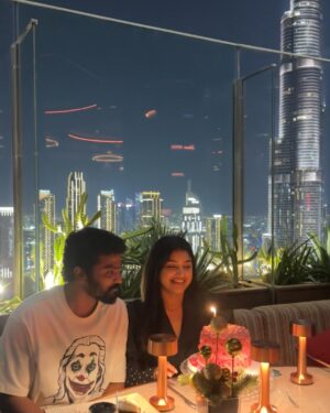 Shreya Anchan Instagram - Happy birthday pondati ❤️🧿💫🎂
Nobody on earth can make me feel the way you do 🥰
You’re the most beautiful gift that life has given me … you complete me in every way..😍
may your birthday be as wonderful as you are❤️
I’ll always love you with all that i have and more😘❤️♾️🧿

.
.
.
#sidhushreya #birthdaycelebration #dubai #burjikhalifa #dubaidairies