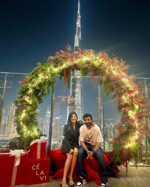Shreya Anchan Instagram - Happy birthday pondati ❤️🧿💫🎂
Nobody on earth can make me feel the way you do 🥰
You’re the most beautiful gift that life has given me … you complete me in every way..😍
may your birthday be as wonderful as you are❤️
I’ll always love you with all that i have and more😘❤️♾️🧿

.
.
.
#sidhushreya #birthdaycelebration #dubai #burjikhalifa #dubaidairies
