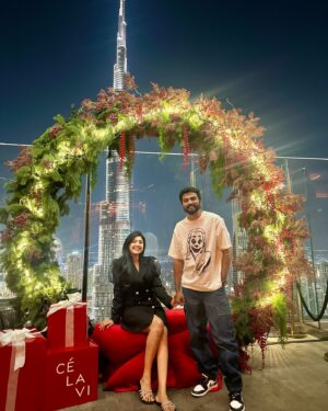 Shreya Anchan Instagram - Happy birthday pondati ❤️🧿💫🎂
Nobody on earth can make me feel the way you do 🥰
You’re the most beautiful gift that life has given me … you complete me in every way..😍
may your birthday be as wonderful as you are❤️
I’ll always love you with all that i have and more😘❤️♾️🧿

.
.
.
#sidhushreya #birthdaycelebration #dubai #burjikhalifa #dubaidairies