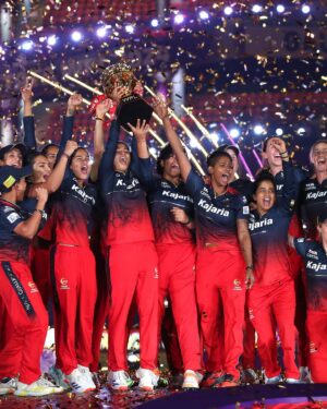 Shreyanka Patil Instagram - This is for you Bengaluru!!! The No. 1 feeling!!! 
Ee Sala Cup N̶a̶m̶d̶e̶ Namdu! 🏆 #RCB