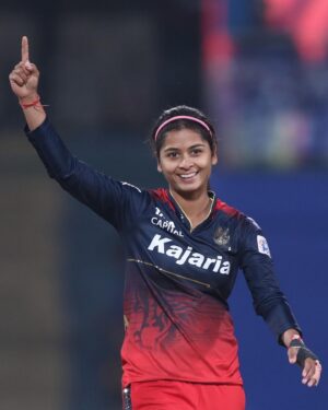 Shreyanka Patil Instagram - This is for you Bengaluru!!! The No. 1 feeling!!! 
Ee Sala Cup N̶a̶m̶d̶e̶ Namdu! 🏆 #RCB