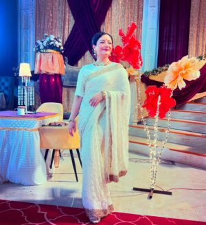 Shruti Rawat Instagram - Shine on ✨