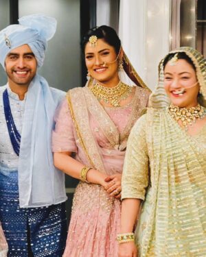 Shruti Rawat Instagram - #armankishaadi #weddinglook
#yehrishtakyakehlatahai4 #yehrishtakyakehlatahai #yrkkh #yrkkjfamily 

Keep watching #yehrishtakyakehlatahai
Mon to sun 9.30 pm . 

Photo credit to one and only one our Armaan @rohitpurohit08