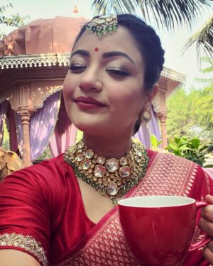 Shruti Rawat Instagram - Yeh Rishta Kya Kehlata Hai 💖 My Favourite Background Score on Indian Television 😊