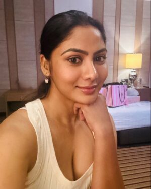 Shruti Reddy Instagram - A well-spent day brings happy sleep! 💞💕