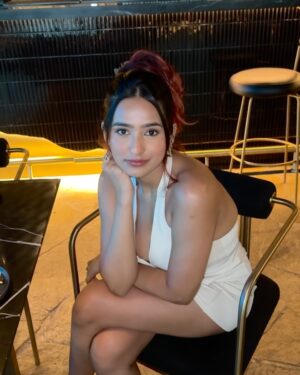 Shubhna Agarwal Instagram - Tonight’s forecast