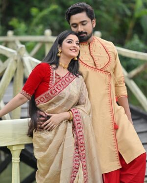 Shweta Bhattacharya Instagram - SWRU(Sweta Rubel)❤️
Makeup @withlovesuranjan 
Photographer @arindumbhattacharjee 
Styled by @rudra_saha_official 
Wardrobe @biki_couture