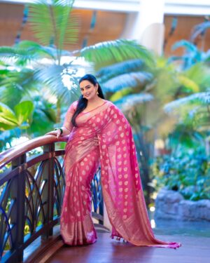 Shweta Menon Instagram - Camera : @sarath_photoartist 
Stylist : @tharunya_vk 
MUA : @amal_ajithkumar
Wardrobe: @andloo_sarees 
Accessoires: @crafteria_divyas
